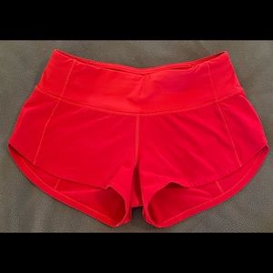 Lululemon speed up low rise shorts 2.5 size 0